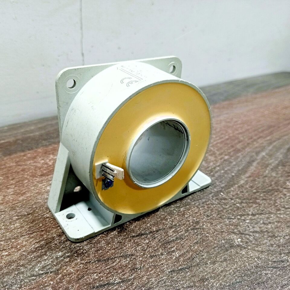 ABB ES500-9661 ES INDUSTRY CURRENT SENSOR 315AMP 15VDC DISCONTINUED BY MANUFACTURER