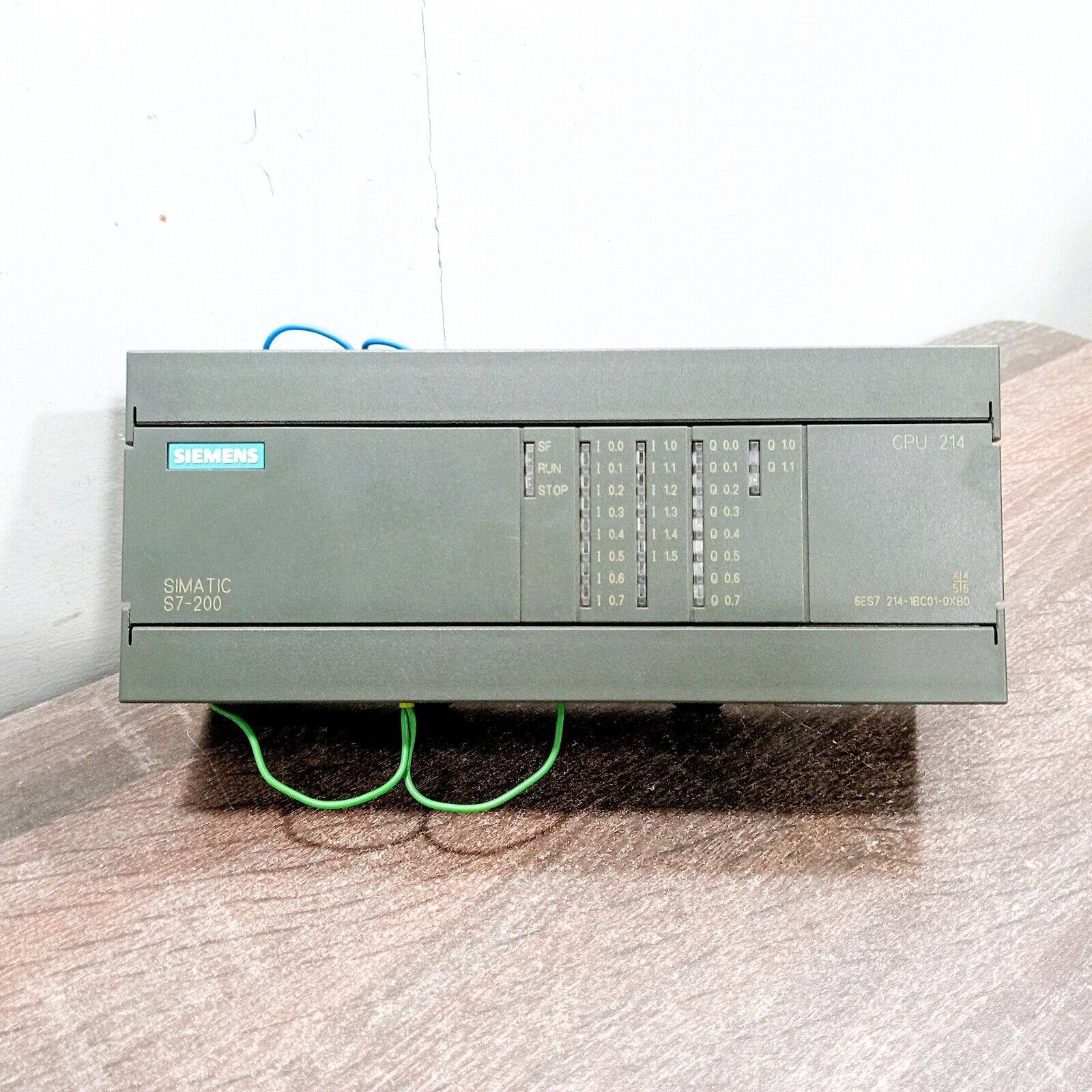 SIEMENS 6ES7214-1BC01-0XB0 BRICK PLC MODULE 27-200 SERIES 14 POINT INPUT 10 POINT OUTPUT 85-265 VAC