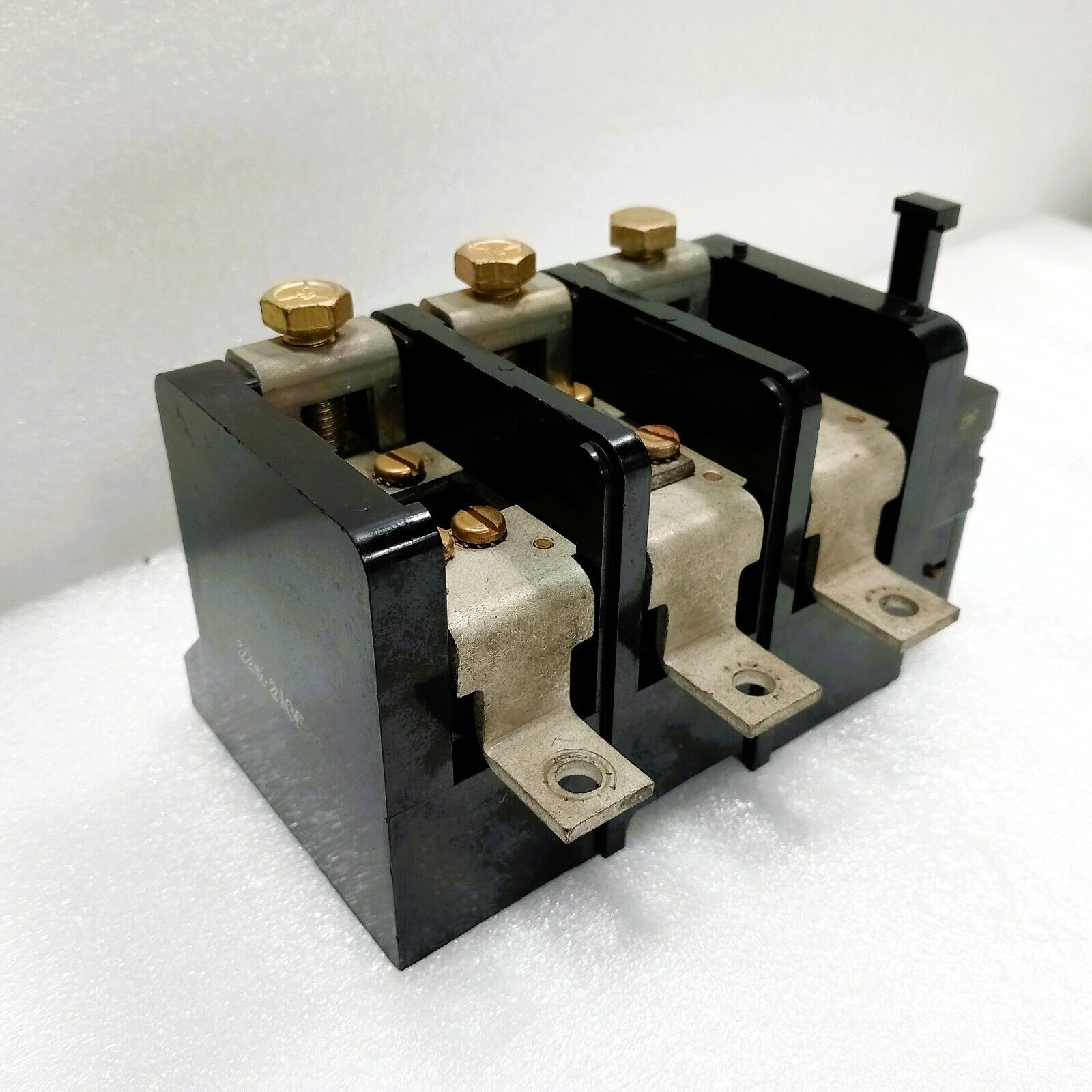GENERAL ELECTRIC CR324F210F OVERLOAD RELAY SIZE 4 3 POLE NEMA B600