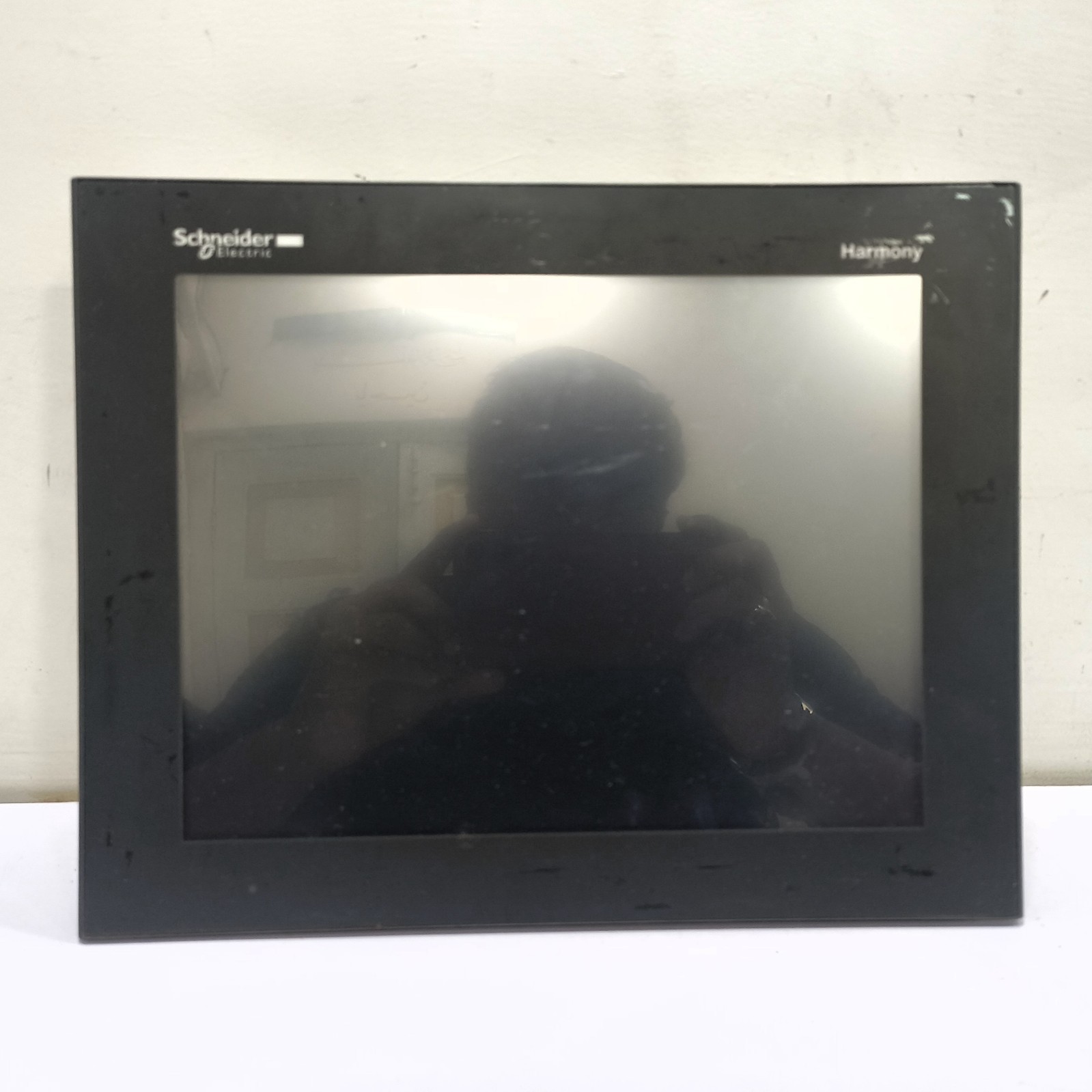 SCHNEIDER ELECTRIC HMIGTO5310 ADVANCED 10.4 INCH COLOR TOUCHSCREEN PANEL HMI