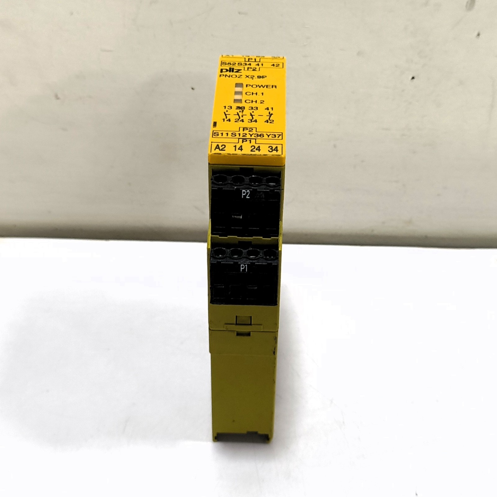 PILZ PNOZ X2.9P-24VDC-3N/O-1N/C SAFETY RELAY