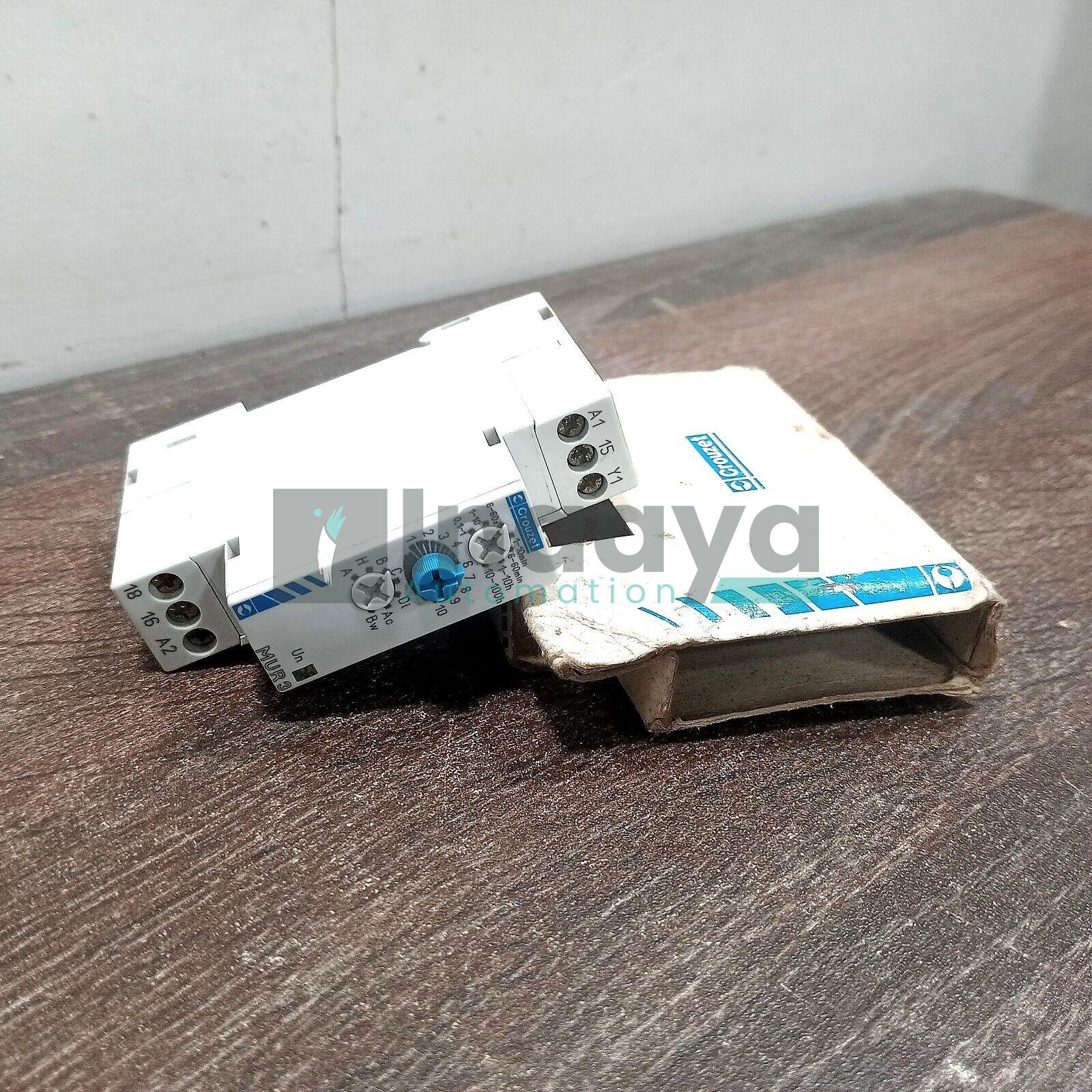 CROUZET 88826103 MUR3 TIME DELAY RELAY 8AMP 250VAC 0.1SEC-100HOURS