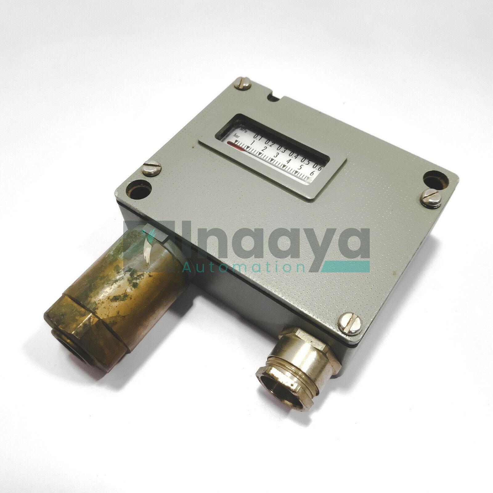 TRAFAG 900.2377.903 0-6 BAR PRESSURE TRANSMITTER