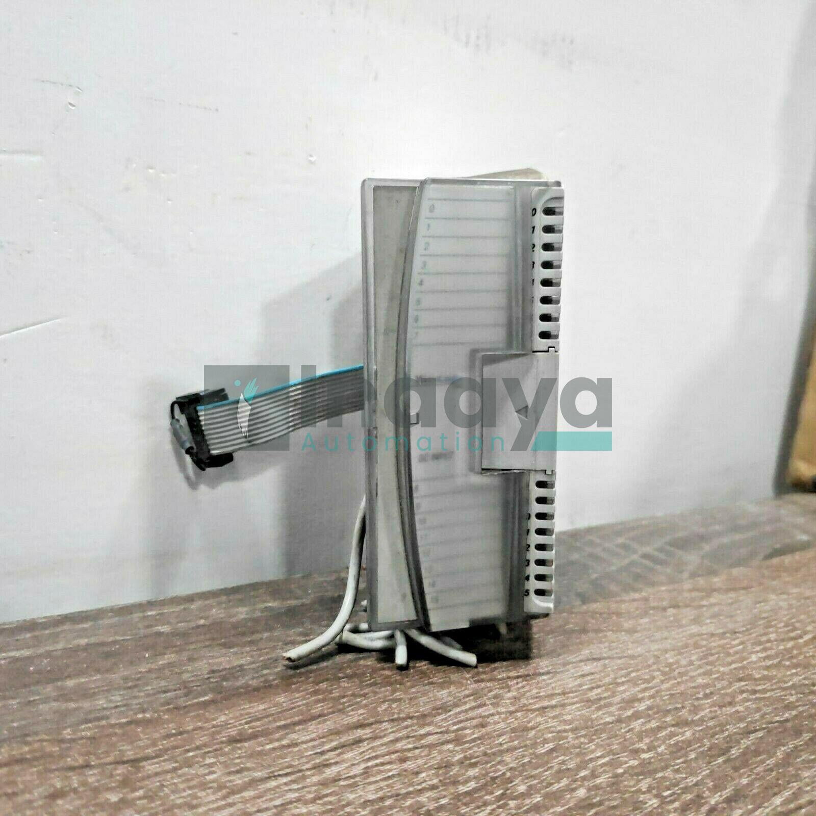 ALLEN BRADLEY 1762-IQ16 SER.A REV.A 16 POINT INPUT MODULE