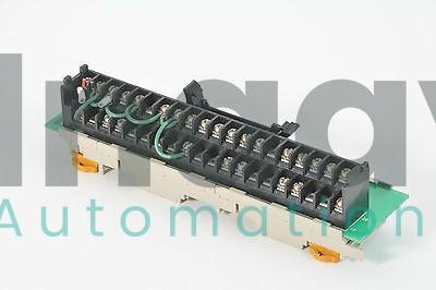 OMRON XW2B-40J6-7 TERMINAL MODULE I/O