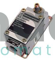  L100WS2M3 LIMIT SWITCH 600V 10AMP TYPE L +OPTIONS